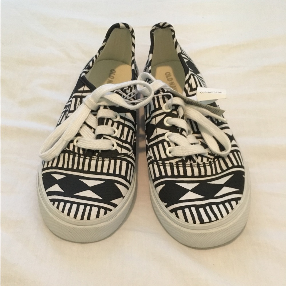 Old navy shoes